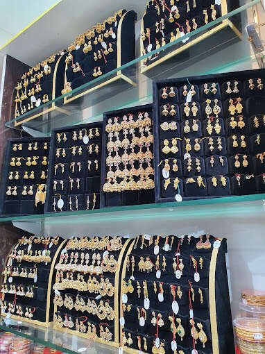 Manju Gold Covering
